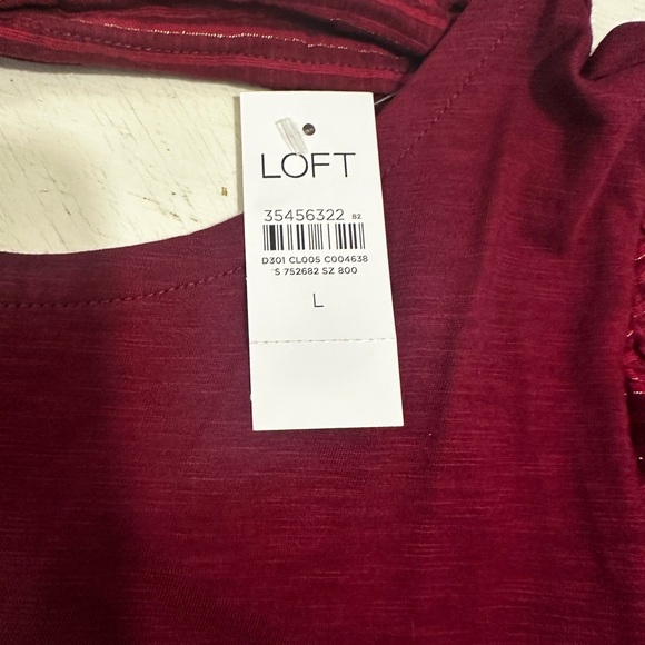 ⭐️ 2 for $10 Loft Shimmer Tie Back Mixed Media Top - Picture 10 of 11